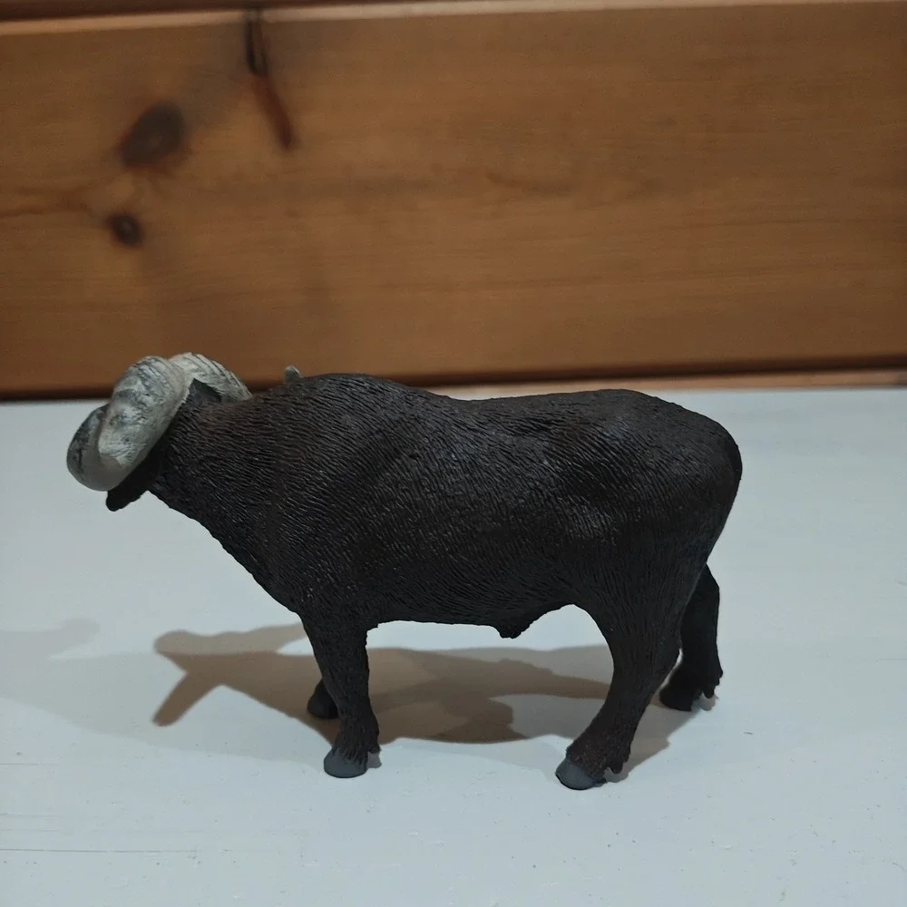 Schleich CAPE WATER BUFFALO Wild Animal Figure 14872 - Picture 2 of 4